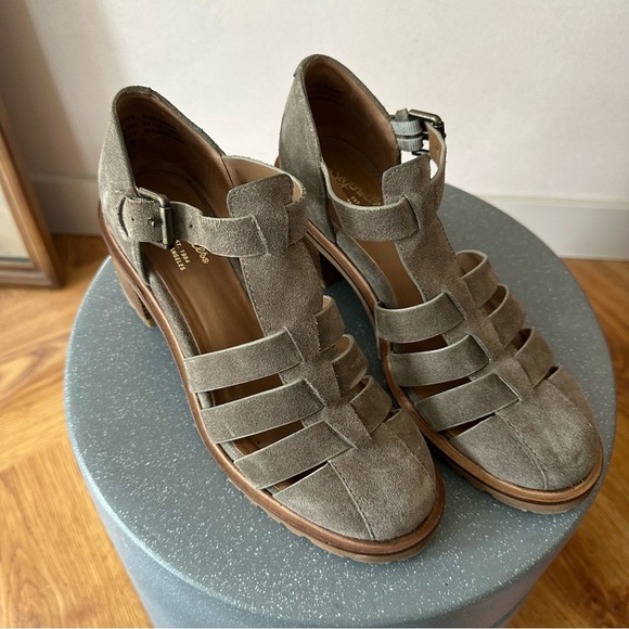 Seychelles Lug Sole Healed Fisherman Suede Sandal - Picture 2 of 5